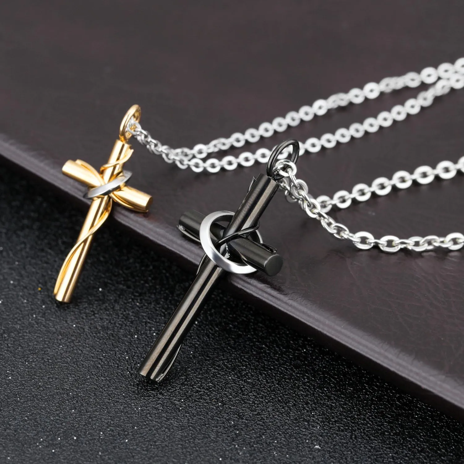 2pcs Couple Necklaces His and Hers Matching Set Stainless Steel Cross Pendant Necklace for Women Men