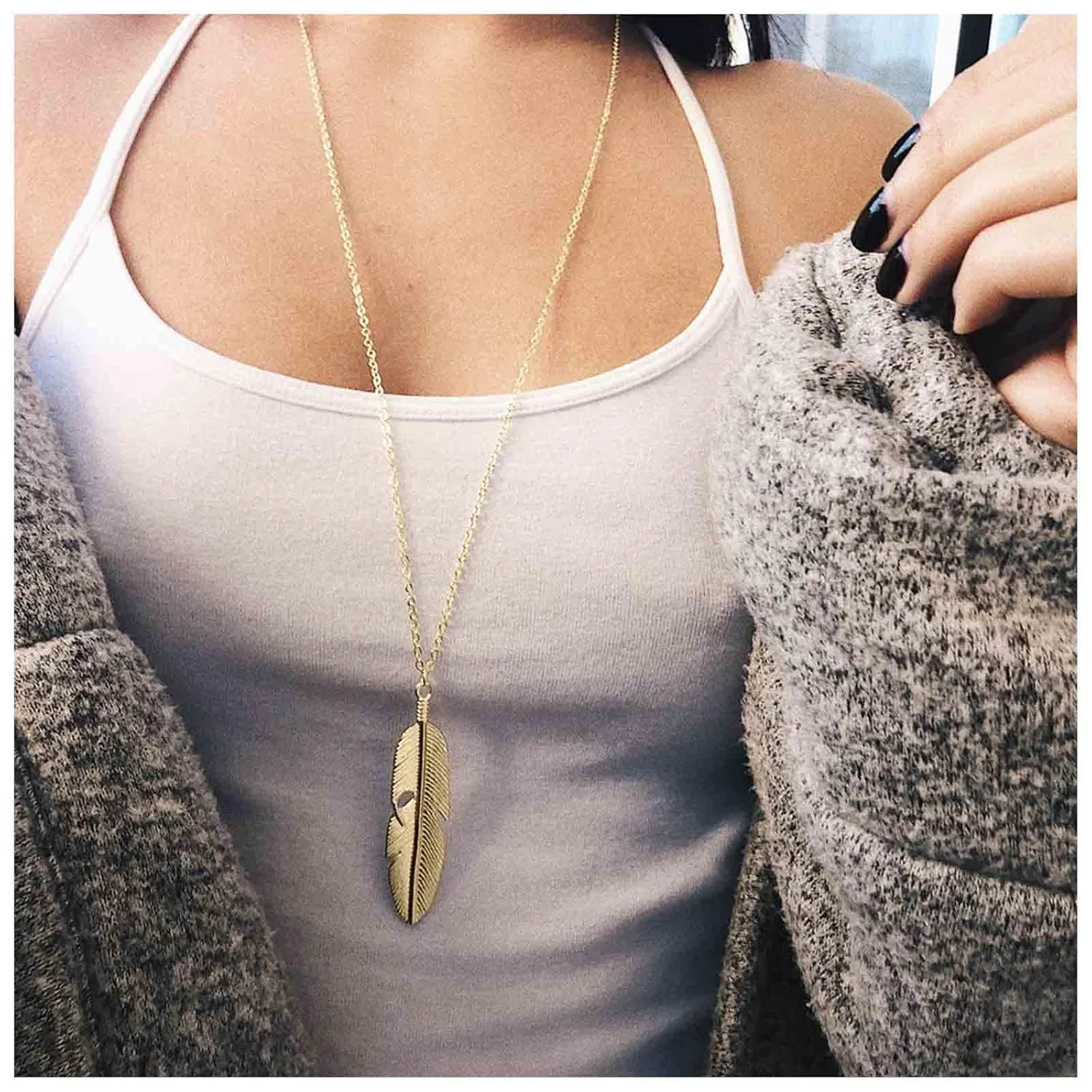Boho Gold Long Feather Pendant Necklace Gold Leaf Necklaces Chain Vintage Long Chain Necklace Jewelry for Women