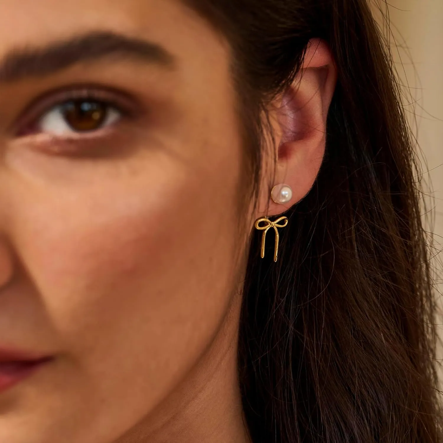 Bow Earrings for Women, 14K Gold Plated Gold Hoop Earrings Trendy Dainty Bow Pearl Earrings Gold Jewelry Hoop Earring for Women Gifts