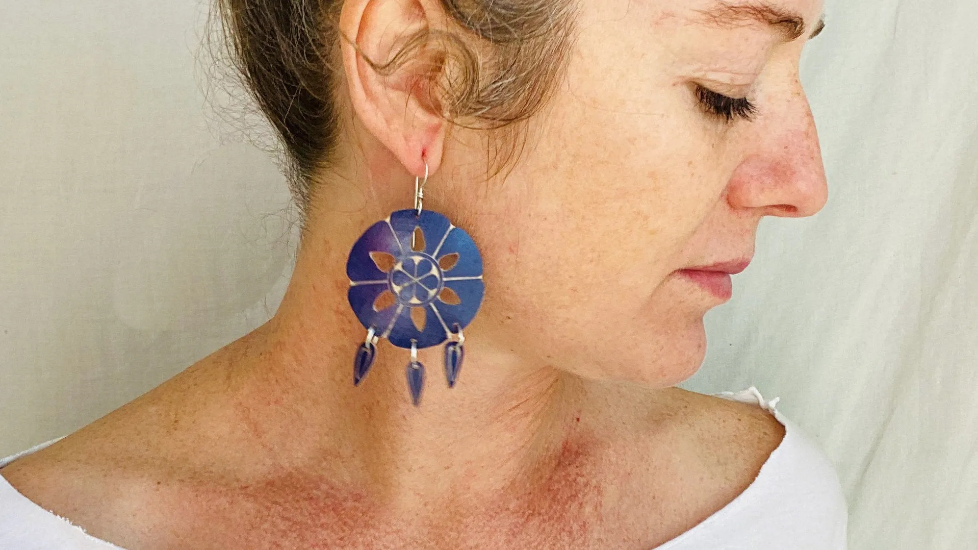 Carved Gourd Earrings. Sterling Silver. Oaxaca, Mexico. 0962