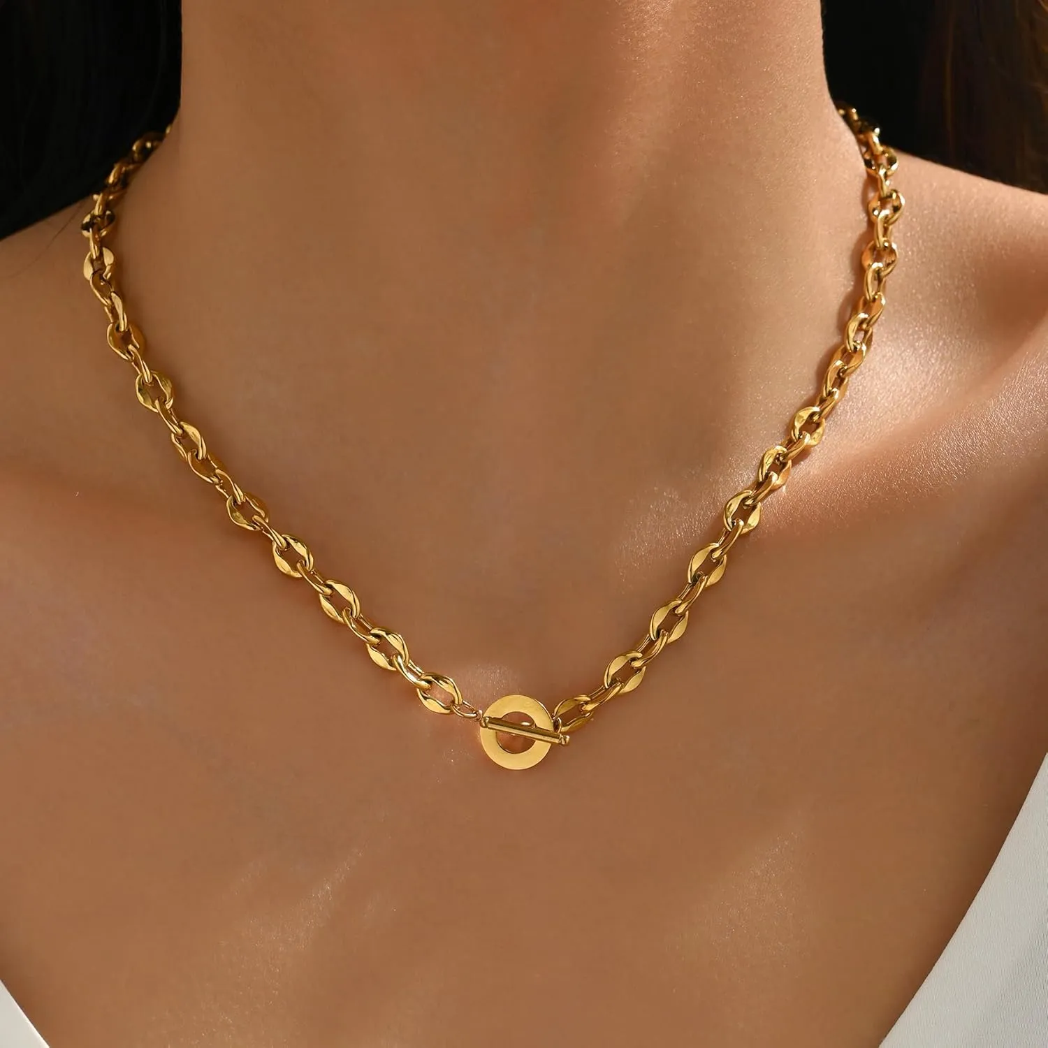 Chunky Toggle Necklace for Women 18K Gold Plated Vintage Paperclip Figaro Link Chain Necklaces Dainty Paper Clip Toggle Necklace for Jewelry Gift