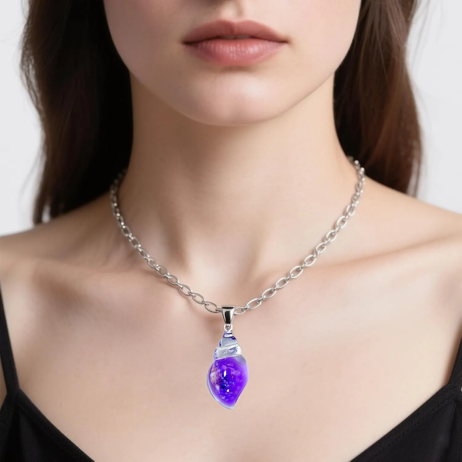 Conch Necklace for Women Luminous Silver Cuban Necklaces Boho Conch Seashell Jewelry for Beach Lovers Personality Beach Summer Surfer Jewelry