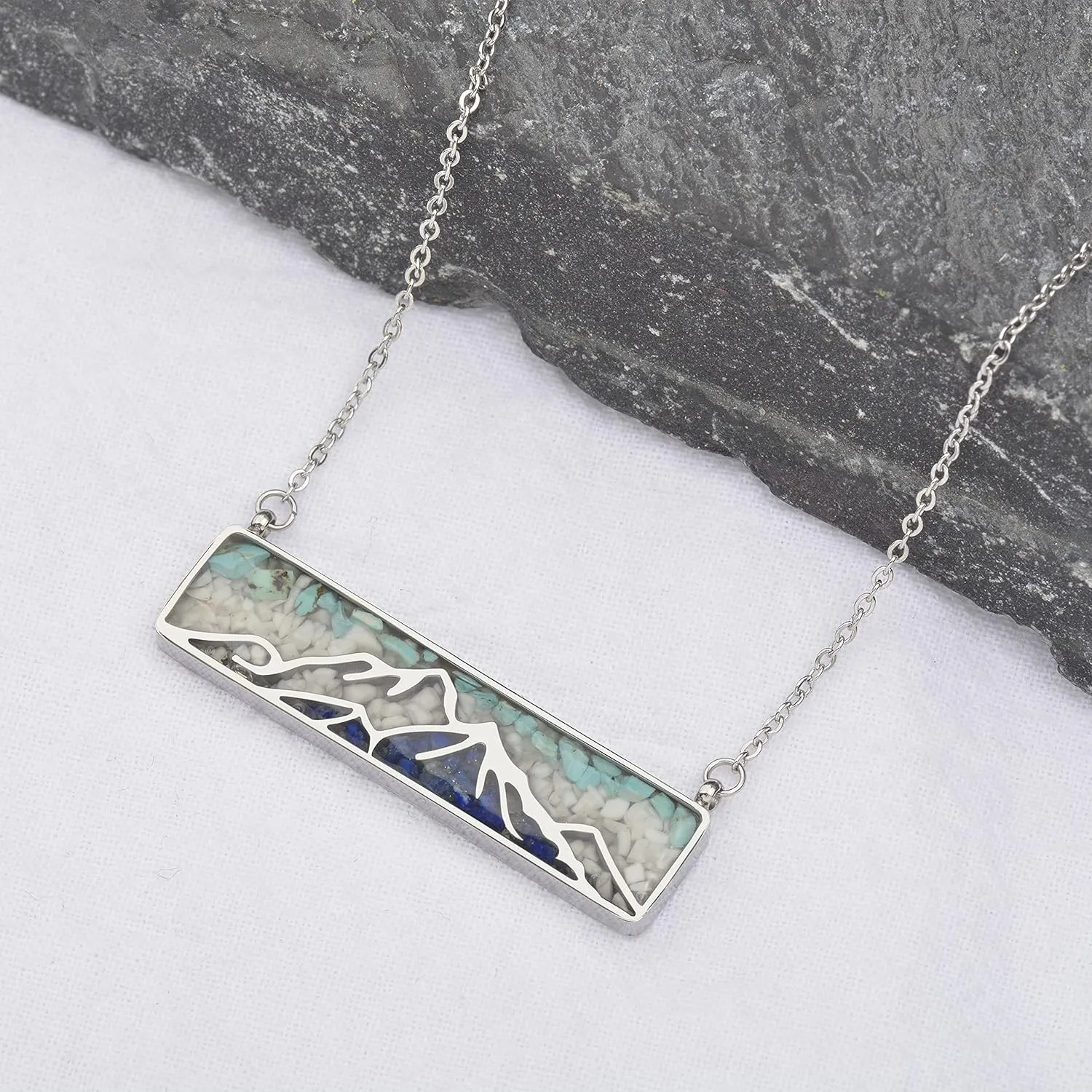 Gemstone Mountain Necklace for Women White Howlite Turquoise Tumbled Chips Pendant Necklace Dainty Mountain Range Necklaces for Women Nature Jewelry Gift