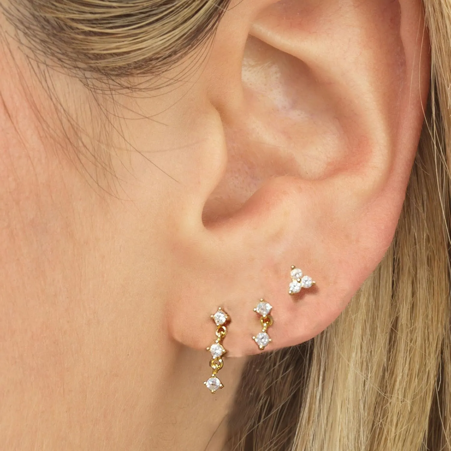 Gold Earrings for Women, 14k Gold Plated Earring Stack Hypoallergenic Pearl Drop Earring Dainty Gold Earrings for Women Trendy Cute Small Huggie Hoop Earring Fashion Womens Jewelry