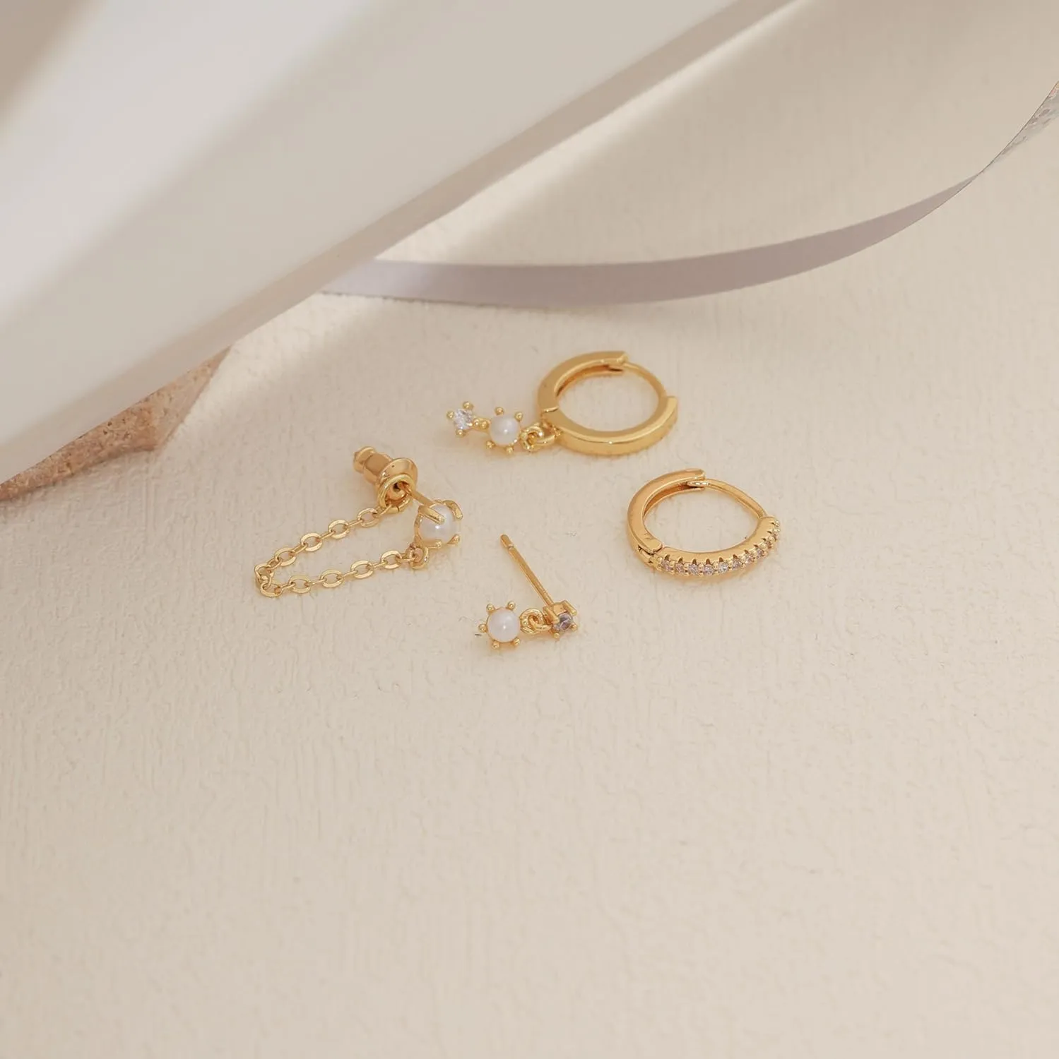 Gold Earrings for Women Trendy,Dainty Dangle Earrings 14K Gold Plated Huggie Hoop Earrings Hypoallergenic Cartilage Earring Set Cute Drop Dangle Earrings Simple Cross Heart Earrings Jewelry
