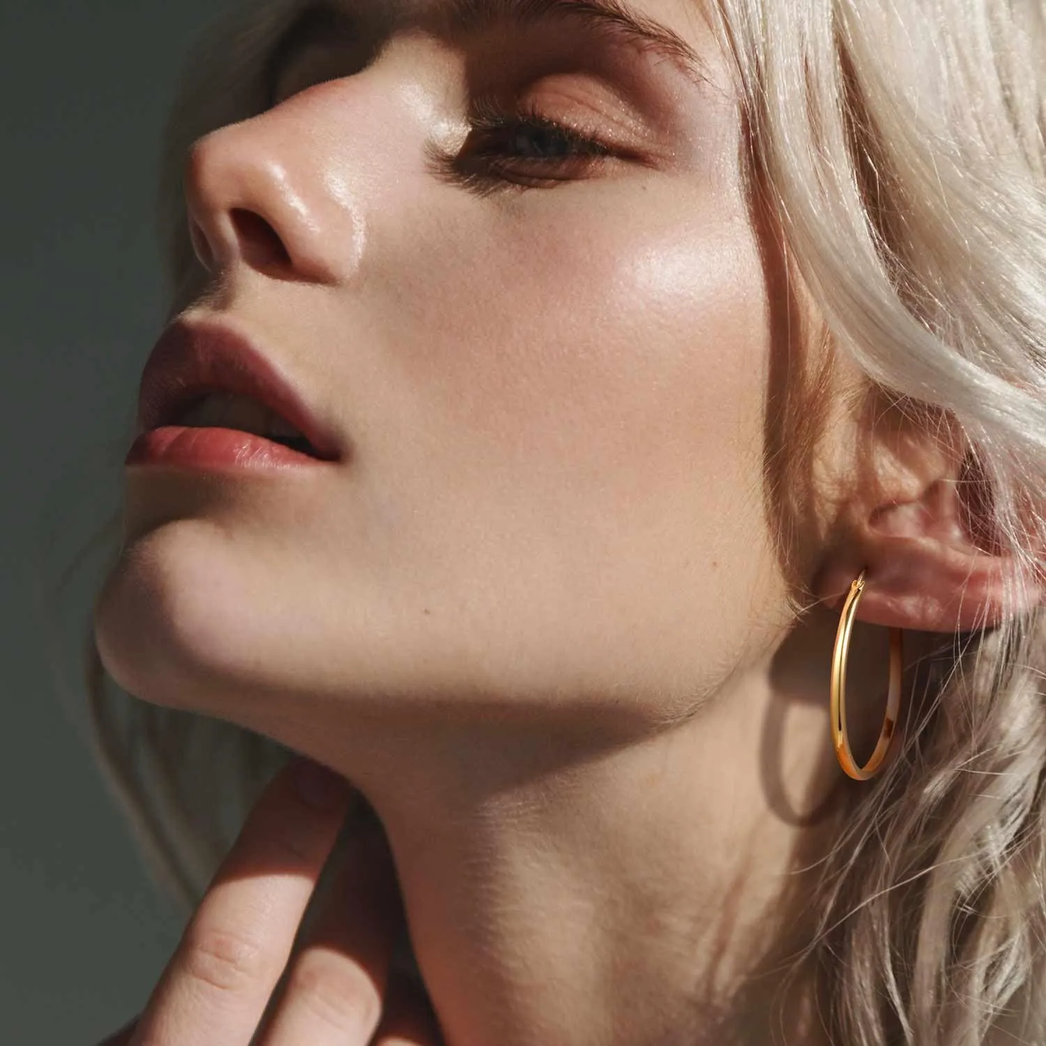 Gold Hoop Earrings for Women 14K Gold Earrings Lightweight Hoop Earring Womens Earring Hoops 20 mm/30 mm/40 mm