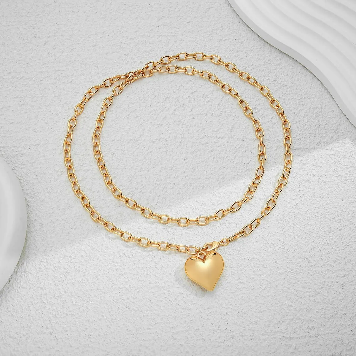 Heart Necklaces for Women, Gold Heart Pendant Necklace Chunky Gold Chain for Gifts on Birthday Holidays