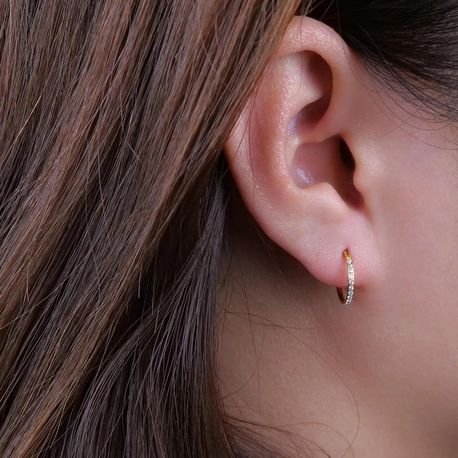 Limerencia G23 Titanium Slim Huggie Hoop Earrings, Hypoallergenic F136 Implant Grade Pure Titanium for Sensitive Ears