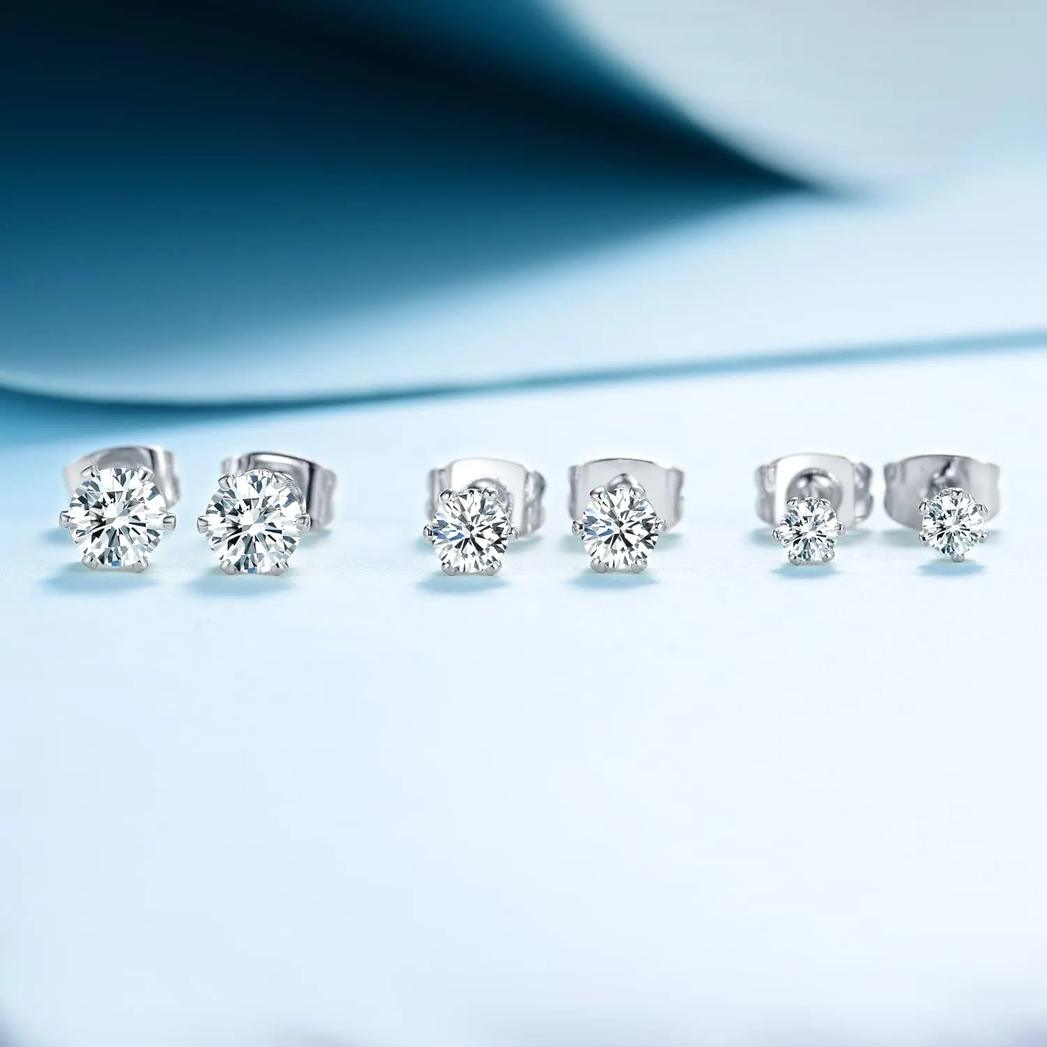 MDFUN Synthetic Moissanite Earrings Set 14K White Gold/Yellow Gold 6 Prong Round Synthetic Moissanite Stud Earring Set Pack of 3/4 Pairs