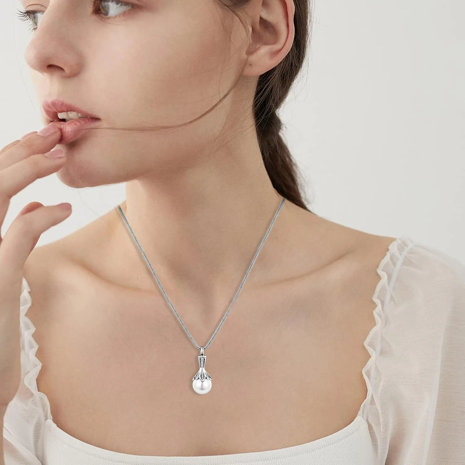 Pearl Urn Necklace for Human Ashes Memorial Cremation Jewelry Necklaces Stainless Steel Ashes Necklace for Women