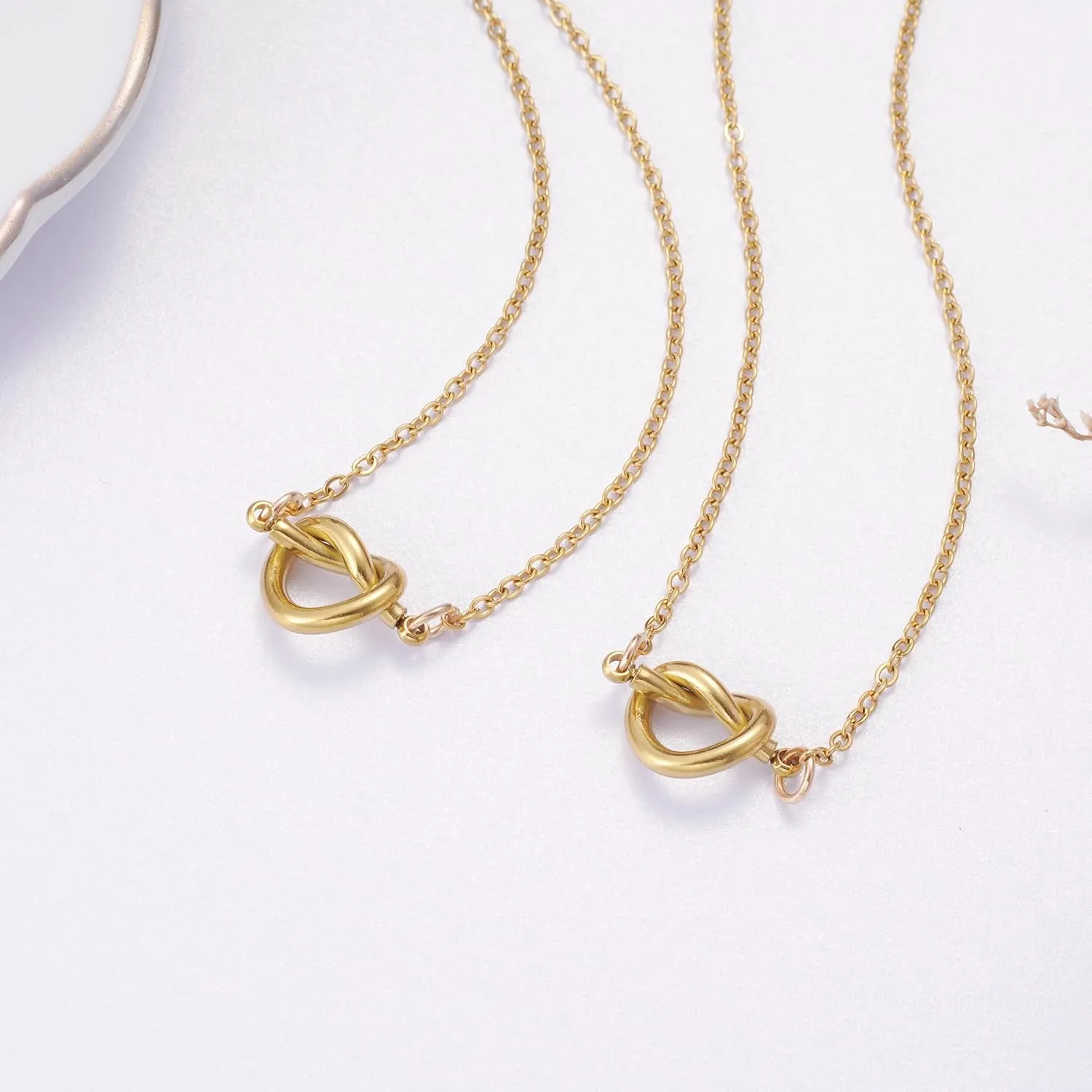 Ralukiia BFF Friendship Knot Infinity Necklace for 2 Best Friend Long Distance Birthday Jewelry Gifts for Her Women Bestie