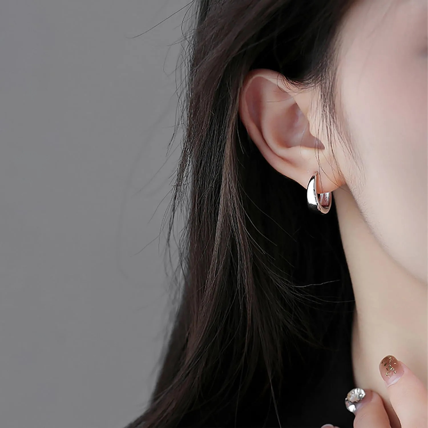Reffeer 925 Sterling Silver Chunky Hoop Earrings for Women Teens Thick Hoop Earrings Teardrop Hoop Earrings