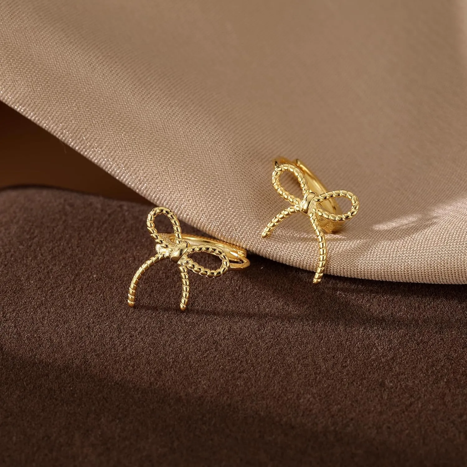 Reffeer Solid 925 Sterling Silver Bow Hoop Earrings Ribbon for Women Teens Bowknot Hoop Earrings Huggie Cartilage Helix Earrings