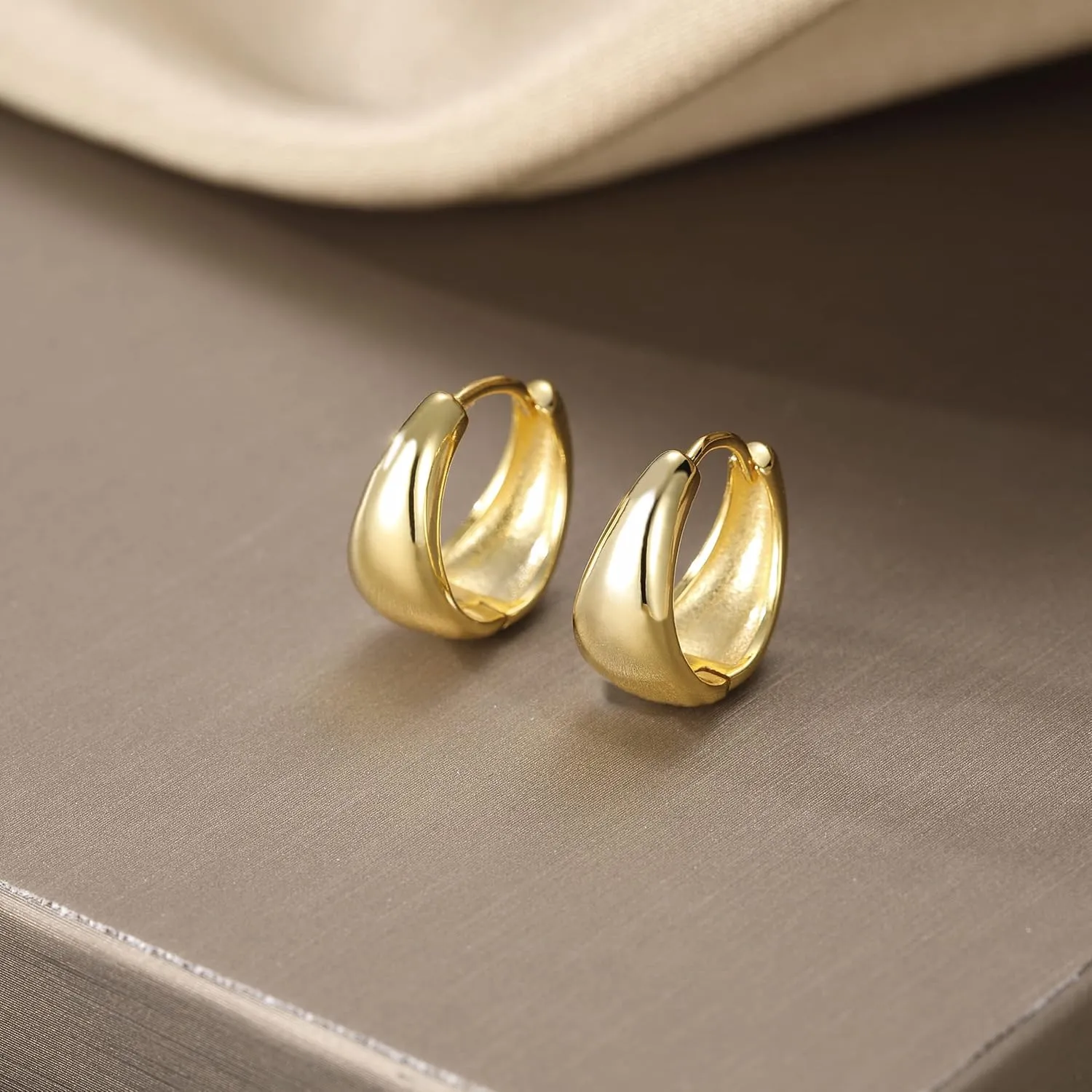 SLUYNZ Solid 925 Sterling Silver Waterdrop Hoop Earrings for Women Teens Teardrop Hoop Earrings Gold Chunky Hoop Earrings Half Hoop Earrings