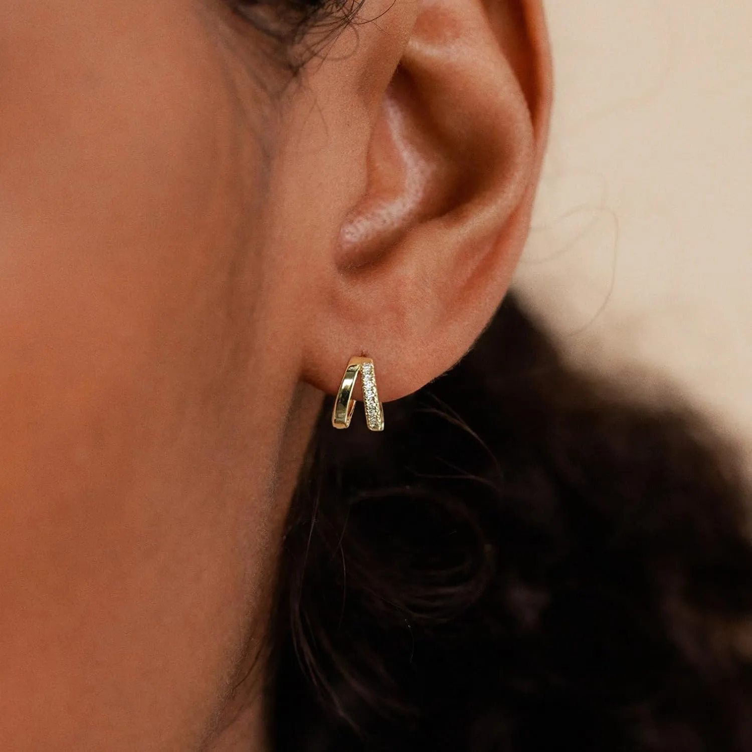 Small Hoop Earrings for Women,14K Gold/Sterling Silver Plated CZ Huggie Earrings Simple Minimalism Earrings Stud Dainty Diamond Earrings