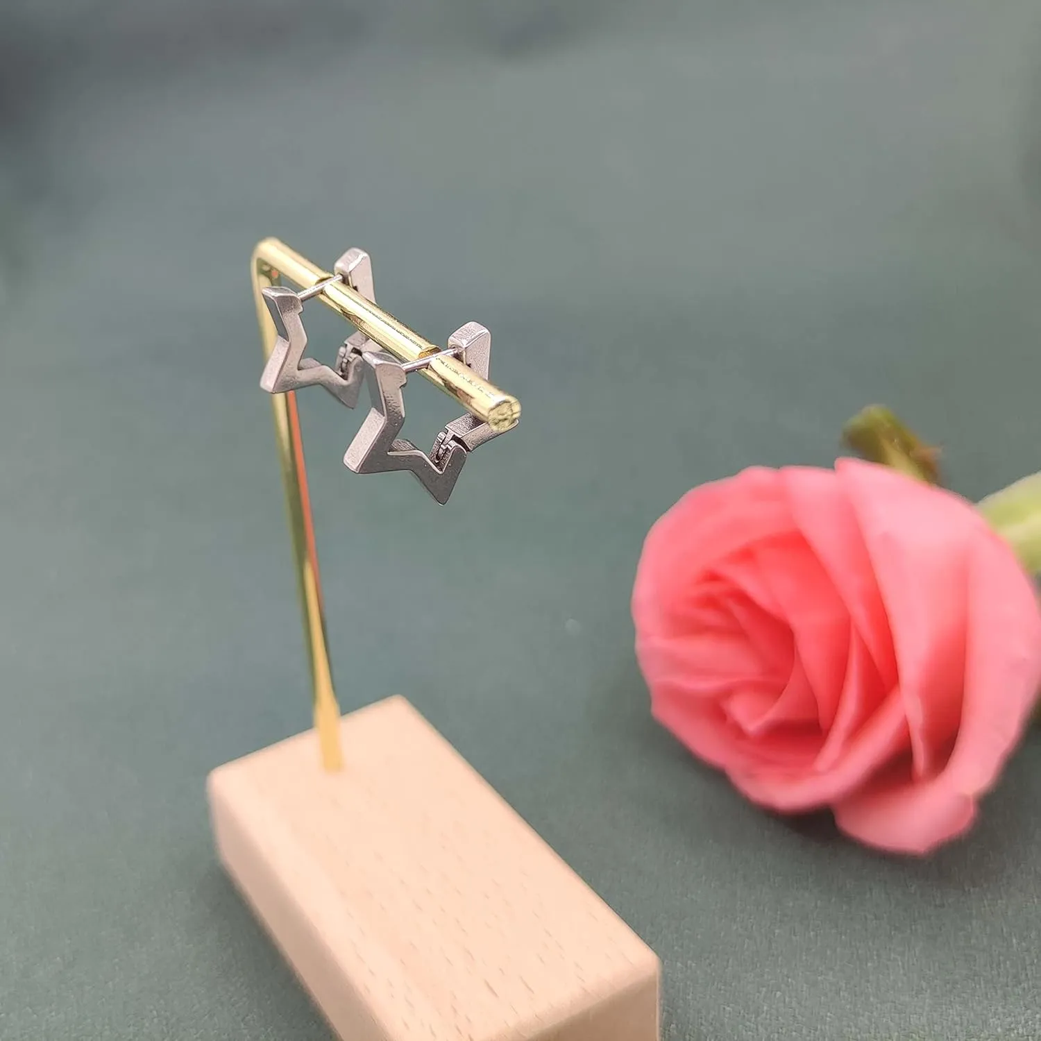 Star Earrings Hypoallergenic 14K Gold Plated Hoop Earrings for Women Esthetic Earrings Cool Earrings Cartilage Party Statement Earrings Jewelry Gifts for Her