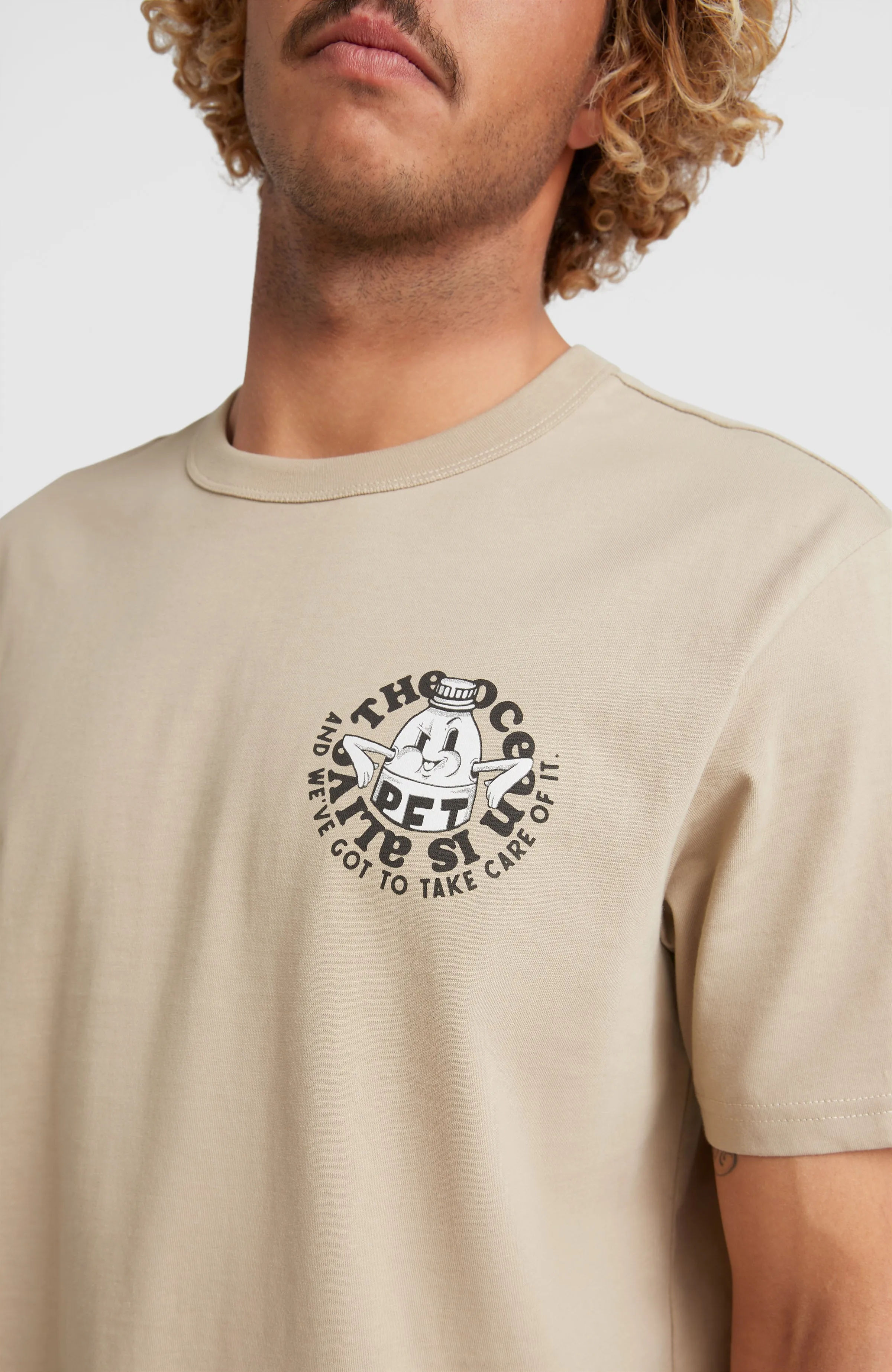 Strong T-Shirt | Crockery