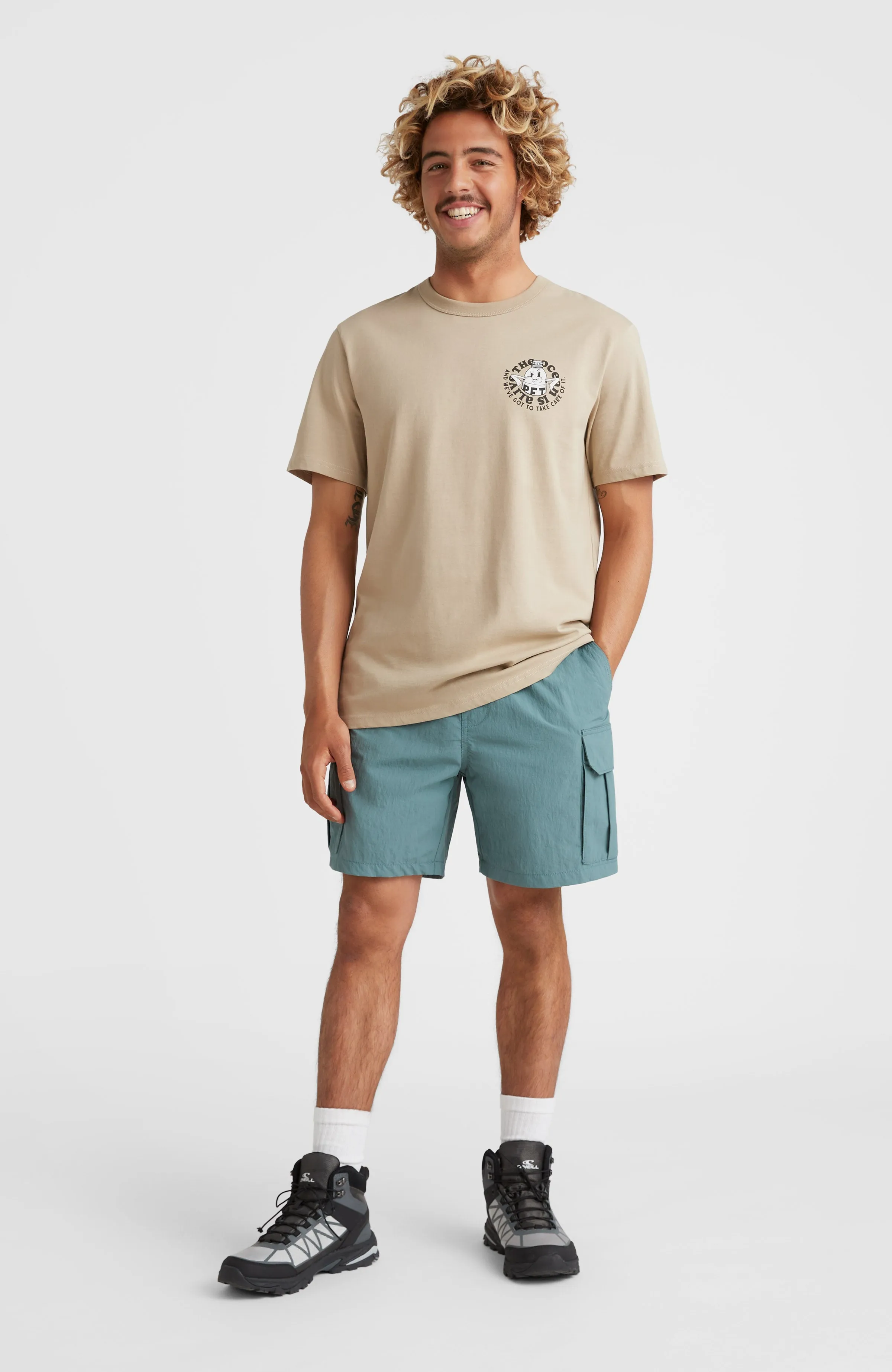 Strong T-Shirt | Crockery