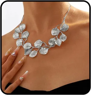 Tgirls Boho Leaf Necklace Glitter Short Necklace Chain Vintage Adjustable Necklaces Tree Leaf Choker Statement Necklace for Women