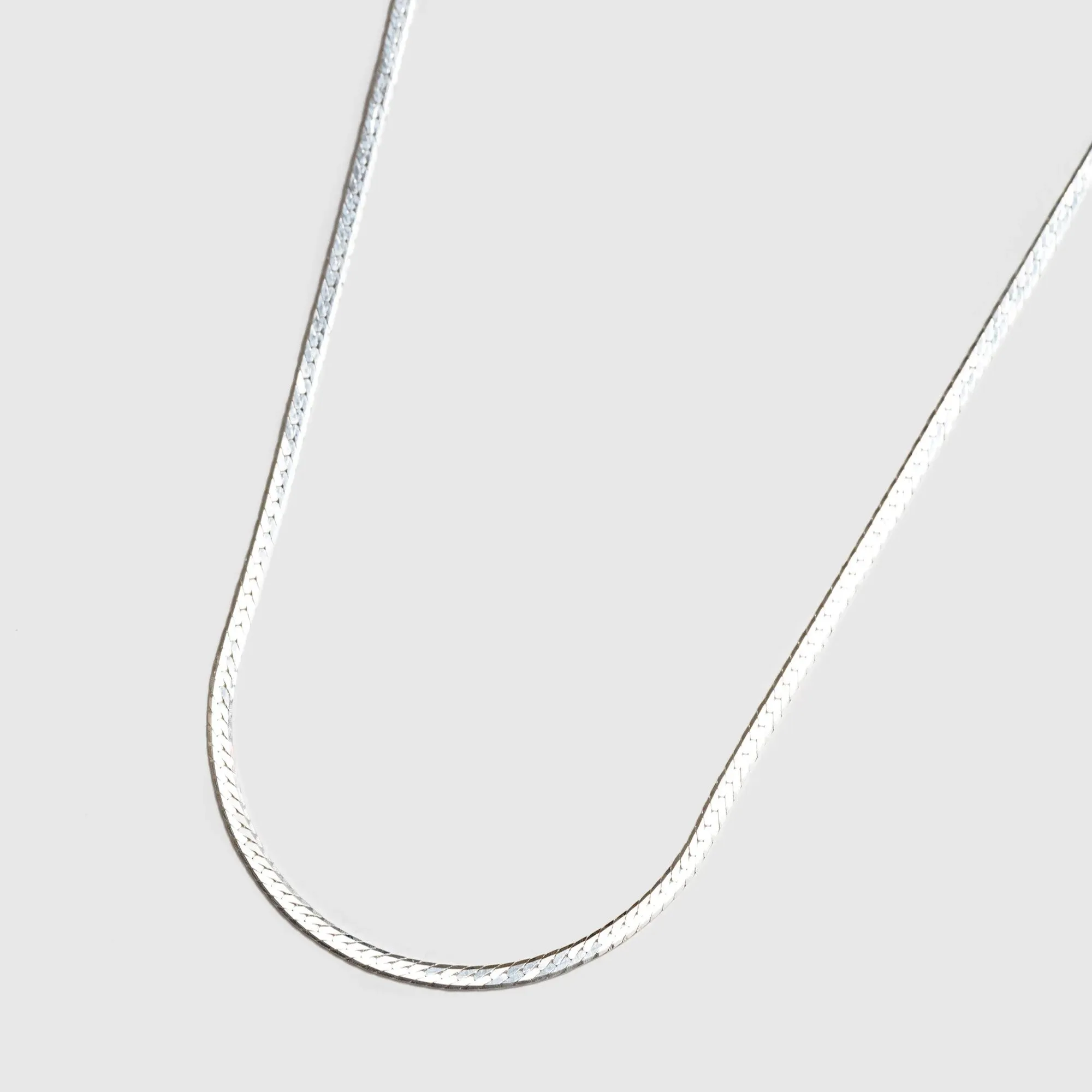 Thin Herringbone Chain Necklace (Silver)