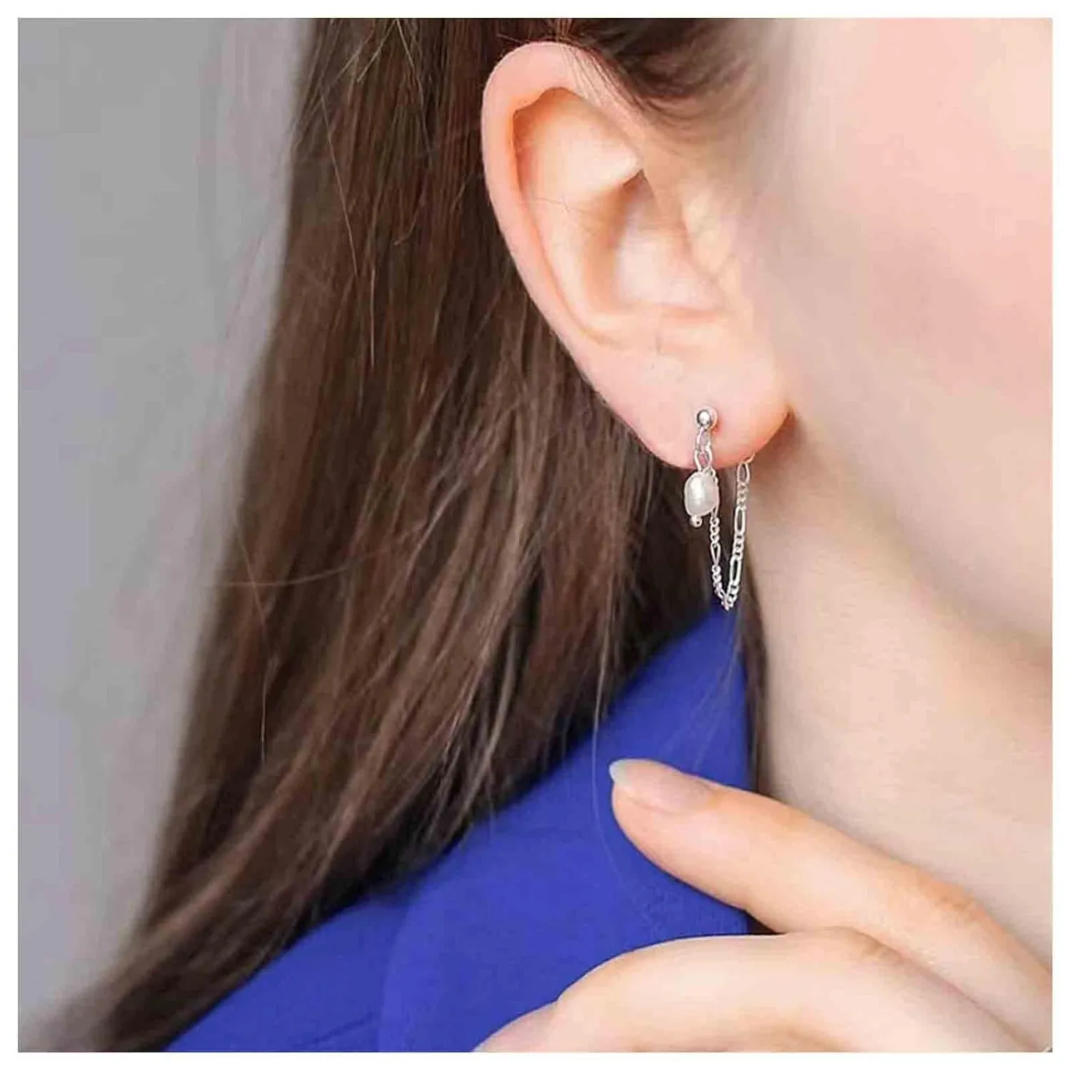 Vintage Figaro Chain Huggie Earrings Huggie Wrap Chain Earrings Short Hoop Chain Earrings Silver Pearl Stud Earings Jewelry for Women and Girls