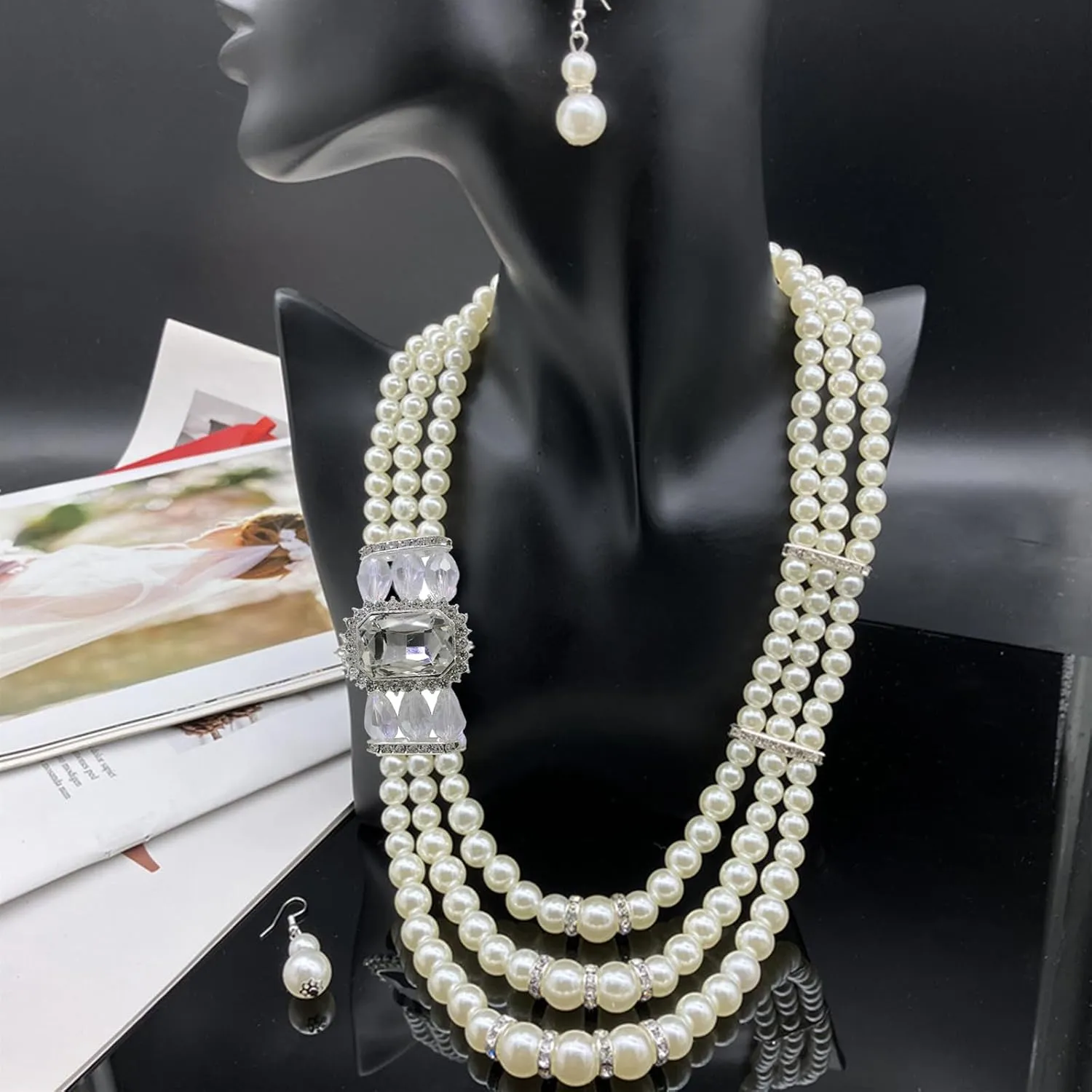 We We Imitation Pearl Necklace for Women Large Chunky Pearl Necklaces Multilayer Pearl Necklace and Earring 1920s Costume Jewelry set