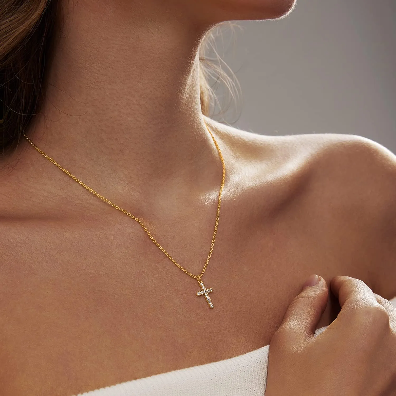 Zeffy Cross Necklace for Women,18K Gold/Silver Plated Tiny Cubic Zirconia Cross Pendant Necklace for Women Simple Layered Cross Necklaces for Women